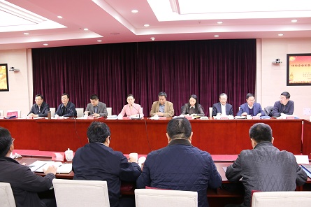 中央企业形势任务教育座谈会在京举办