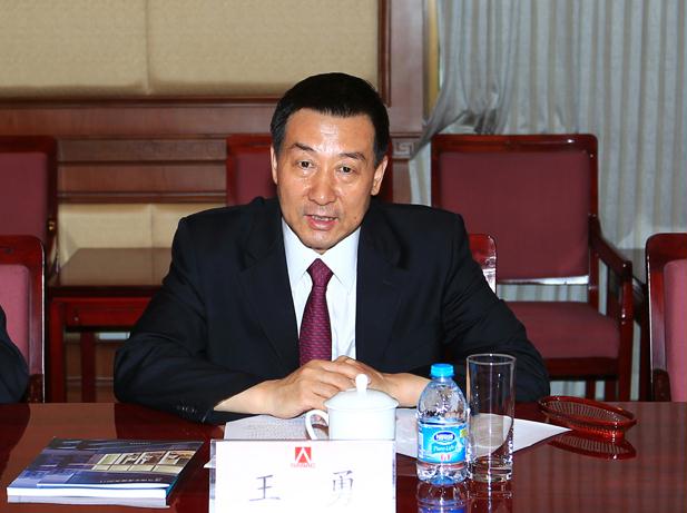 王勇董事长