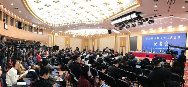 国资委就国有企业改革发展答记者问