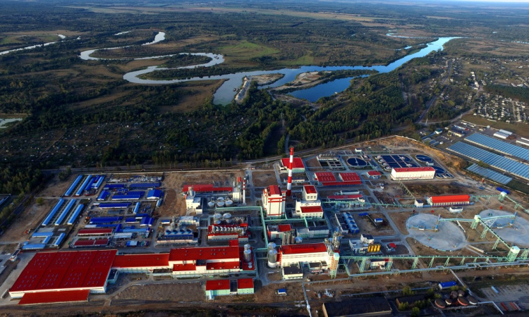这是2016年9月6日拍摄的白俄罗斯斯维特洛戈尔斯克纸浆厂。新华社发（郭子杰 摄）