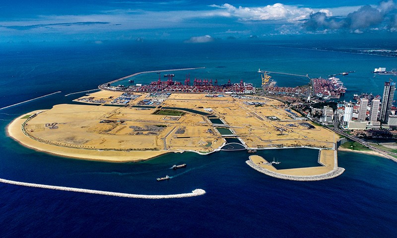 这是2021年12月2日拍摄的斯里兰卡科伦坡港口城全景（无人机照片）。科伦坡港口城投资项目是中国和斯里兰卡两国共建“一带一路”的合作典范。新华社发（科伦坡港口城项目公司供图）