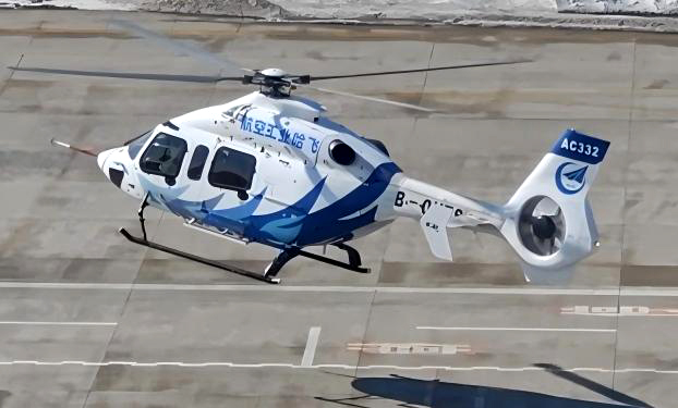 AC332直升机开始局方审定试飞 