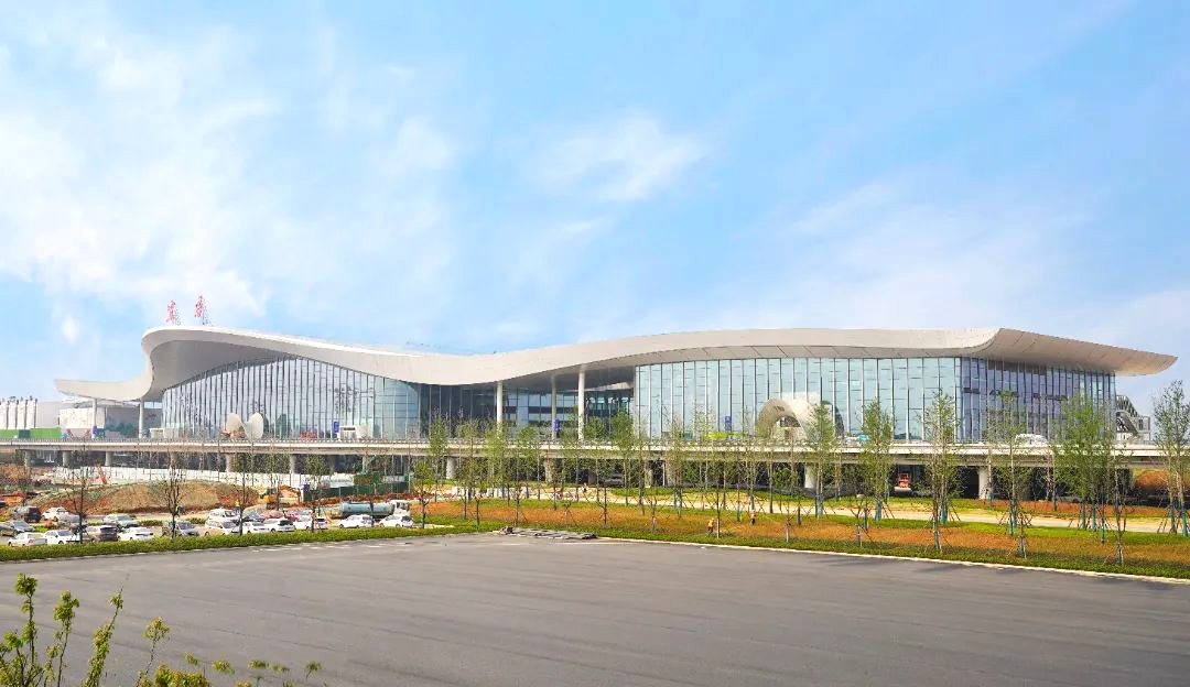 有凤来“宜” 宜昌三峡机场T2航站楼正式启用