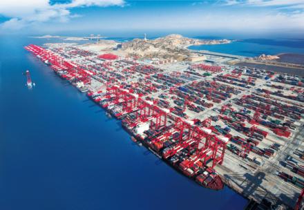 全球最大的自动化码头上海港洋山深水港四期开