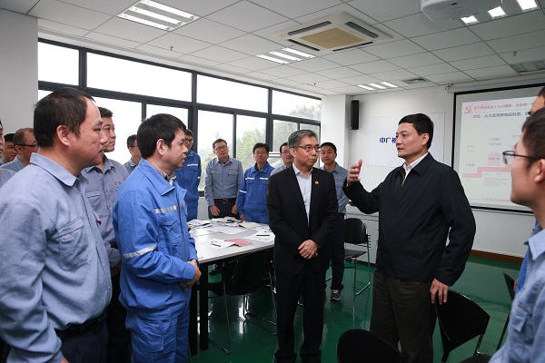 肖亚庆到中广核大亚湾核电站宣讲党的十九大精