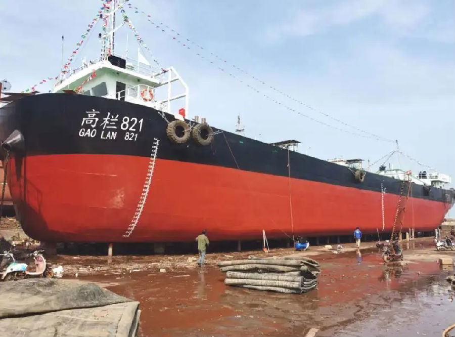 投资1.6亿！中国电子临高产业扶贫项目首艘新造船顺利下水-国资论坛