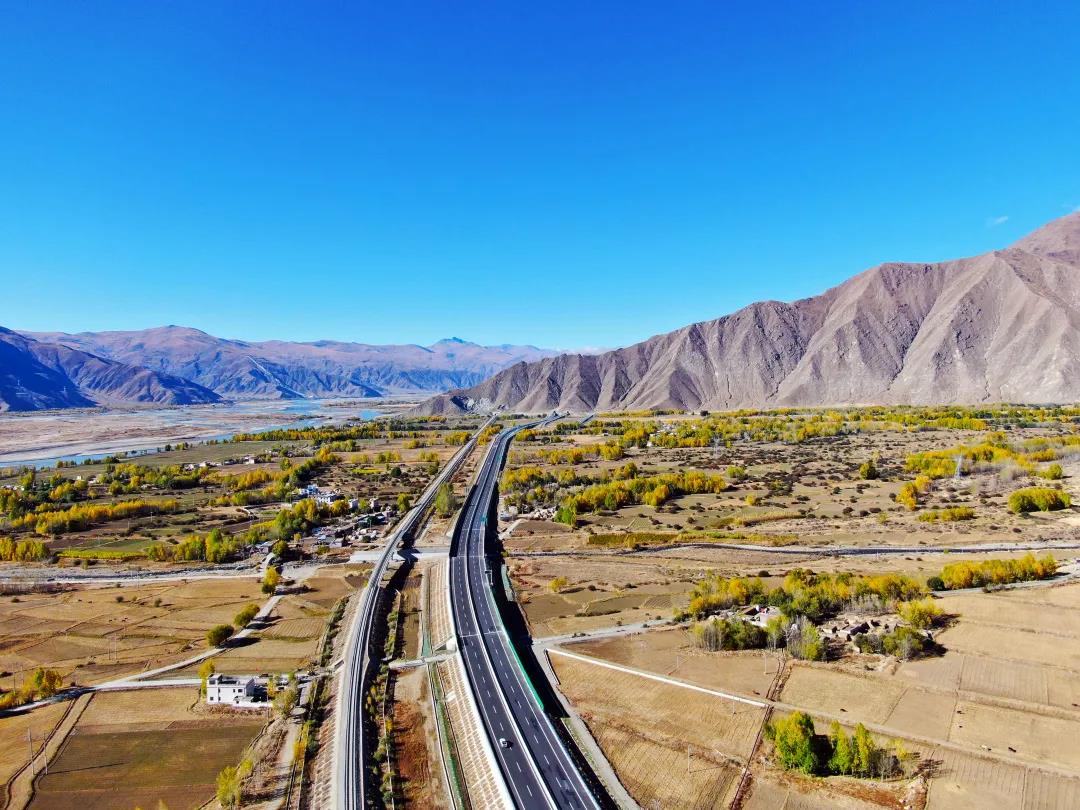 广西南丹至天峨下老高速公路建成通车|天峨|高速公路|南丹_新浪新闻