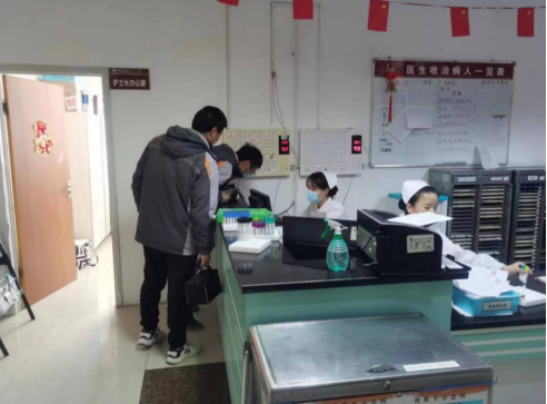 中国电信助力我国首例超远程机器人肝胆手术顺利完成780.png