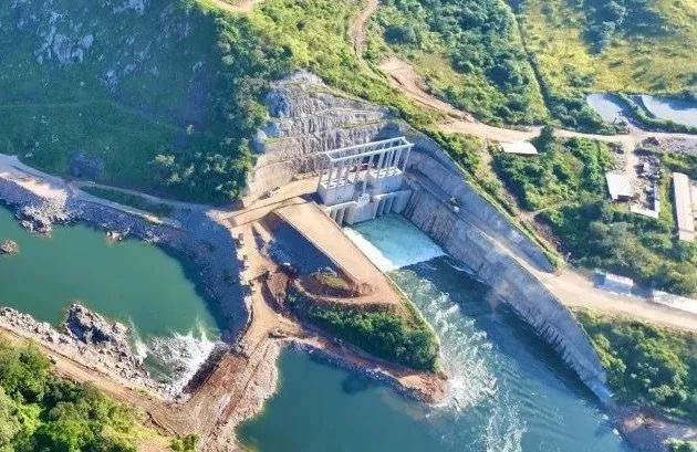 高质量共建“一带一路”！中国能建承建的安哥拉最大水电站成功截流