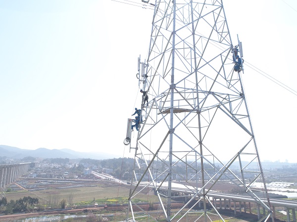 南方电网携手中国铁塔 缔结电力通信双塔奇缘