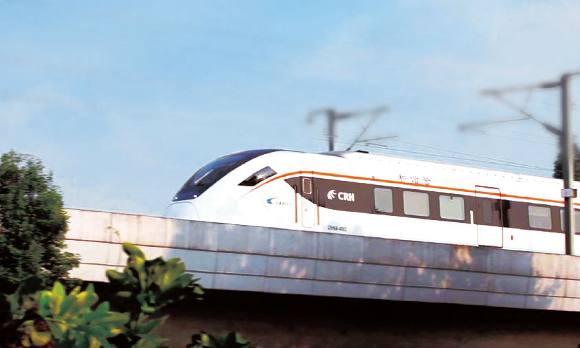 全球首次实现高铁自动驾驶的城际铁路列控系统（CTCS-2+ATO），装备于时速160公里以上的城际铁路，满足城市间高速度、高密度、公交化运营需求，大大提高了运营效率，在广东莞惠城际投入商业运用。图为广东莞惠城际铁路。