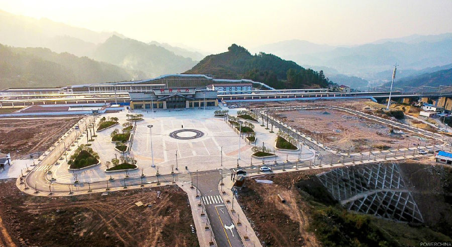 桐梓高铁站站前广场项目全景