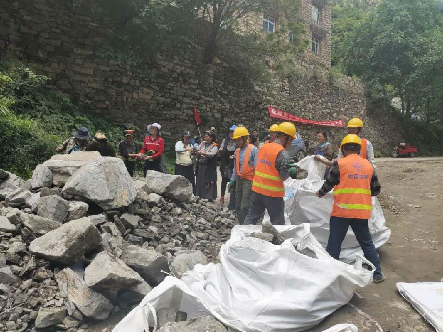 汛情告急!奋战4天保住藏区“咽喉要道”-《国资报告》杂志