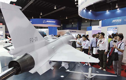 歼10首飞20年 回顾这些精彩的历史瞬间