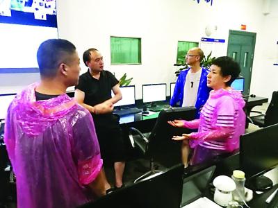 河南商丘有多少人口_商丘男子收费站口装病撒泼妨碍公务被拘留(2)