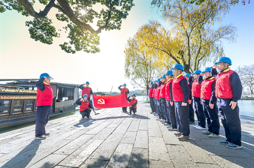 永远跟党走 奋进新征程</p>
<p>把伟大建党精神继承下去发扬光大